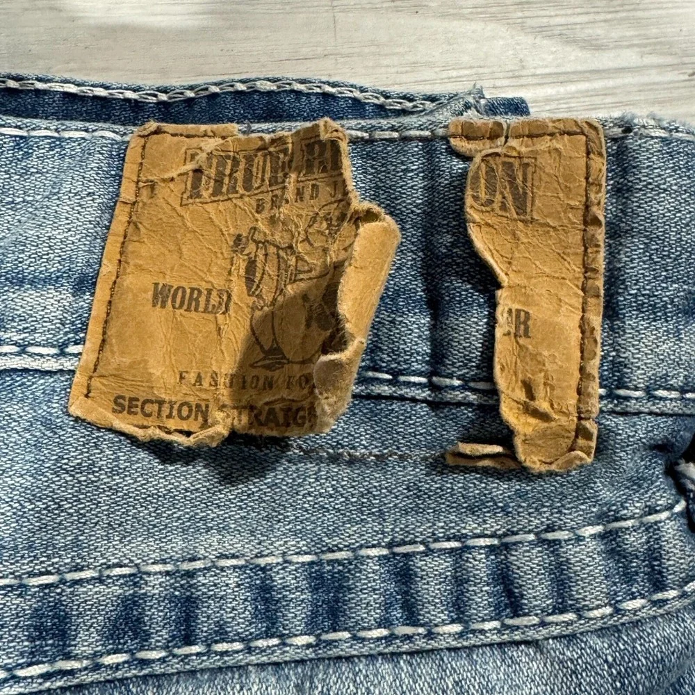 True Religion Thick Stitch Straight Flap Natural‎ Big T Jeans in Blue 36x27
